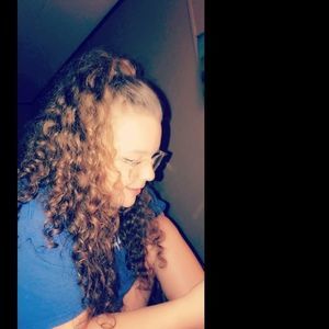 Meet your Posher, Hannah